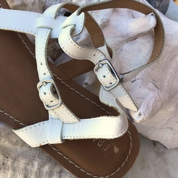 NWOB Franco Sarto White Leather Thong Sandals with Ankle Straps Size 7 1/2 Med - Picture 11 of 14